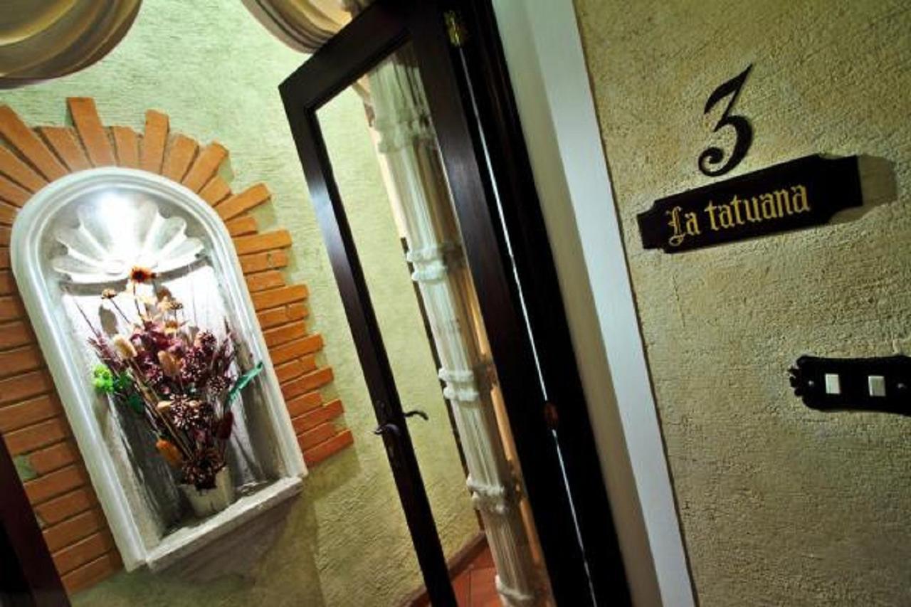 D'Leyenda Hotel Antigua Exterior foto